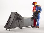Instant Housing WBF - Special Edition - Year 2007 – WBF 240-Rebell Clown
Dimensions closed: 101 x 55 x 69 cm, Dimensions open: 198 x 57 x 85 cm, Weight: 12 kg
 