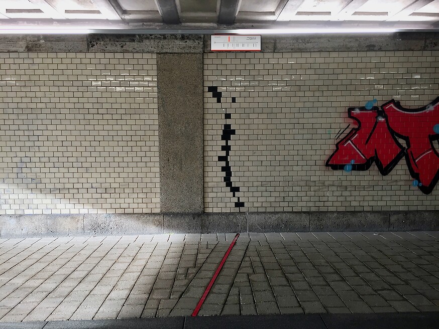 Der Klang der Fuge &ndash; <p><strong>Karl Br&ouml;ger-Tunnel N&uuml;rnberg</strong><br />Rote Fuge / West</p>